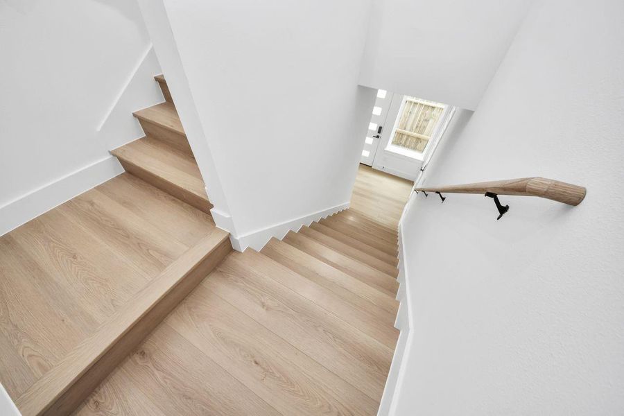 Spacious, unfurnished interior of a new home in , Houston (Image 20).