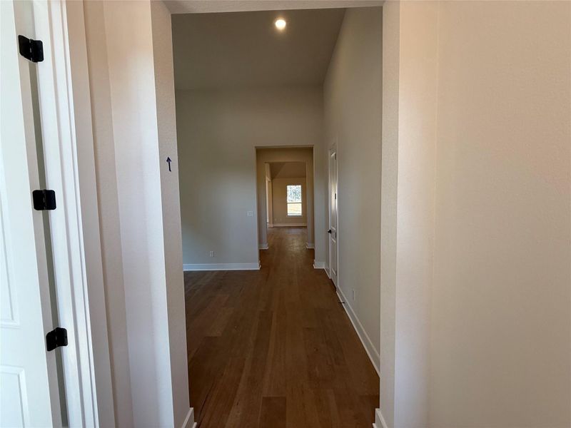 Spacious, unfurnished interior of a new home in The Estates at La Cima, San Marcos (Image 13).