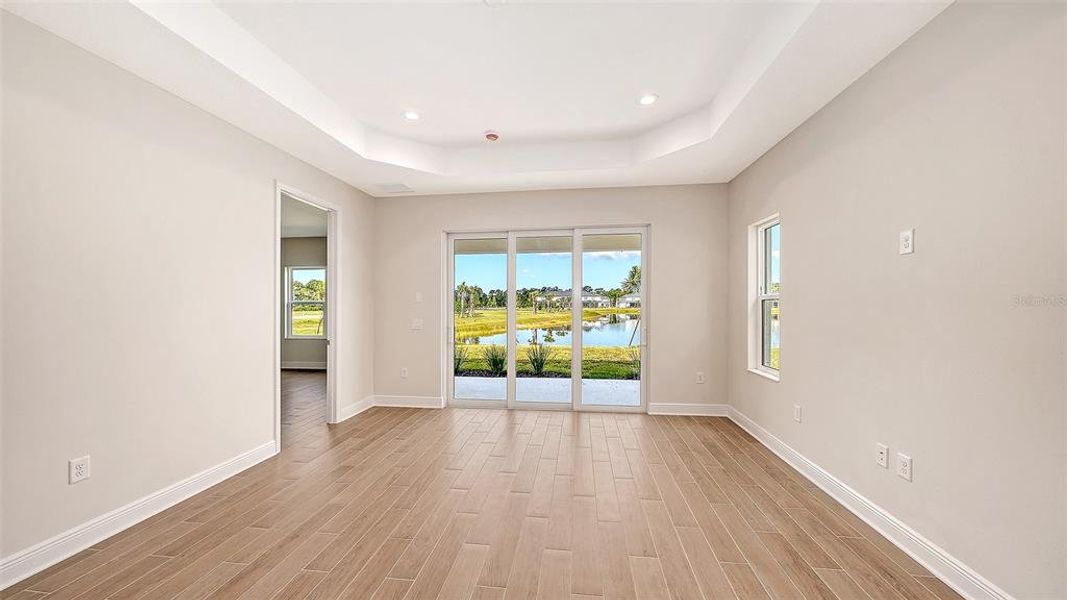 Spacious, unfurnished interior of a new home in Grand Park, Sarasota (Image 24).
