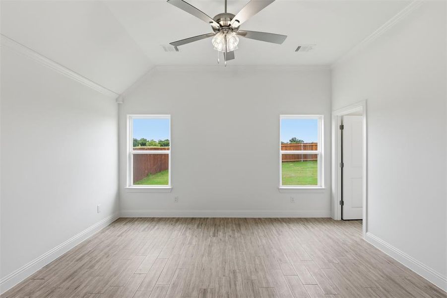 Spacious, unfurnished interior of a new home in , Tolar (Image 27). Spacious, unfurnished interior of a new home in , Tolar (Image 27).