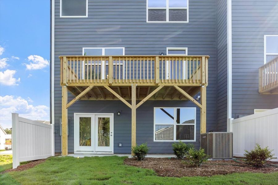 Exterior details and patio area of a home in Sweetbrier, Durham (Image 21).