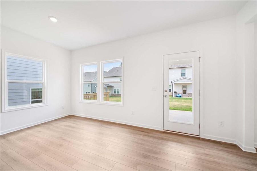 Spacious, unfurnished interior of a new home in Eastlyn Crossing, Flowery Branch (Image 25).