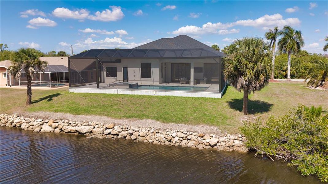 Exterior details and patio area of a home in , Port Charlotte (Image 35).