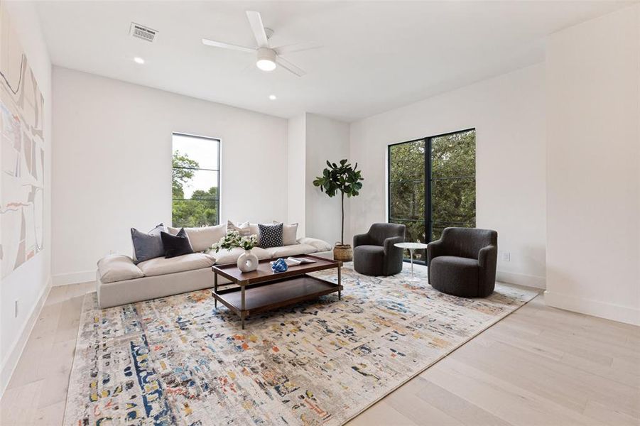 Furnished interior view inside a new home in , Dallas (Image 14). Furnished interior view inside a new home in , Dallas (Image 14).