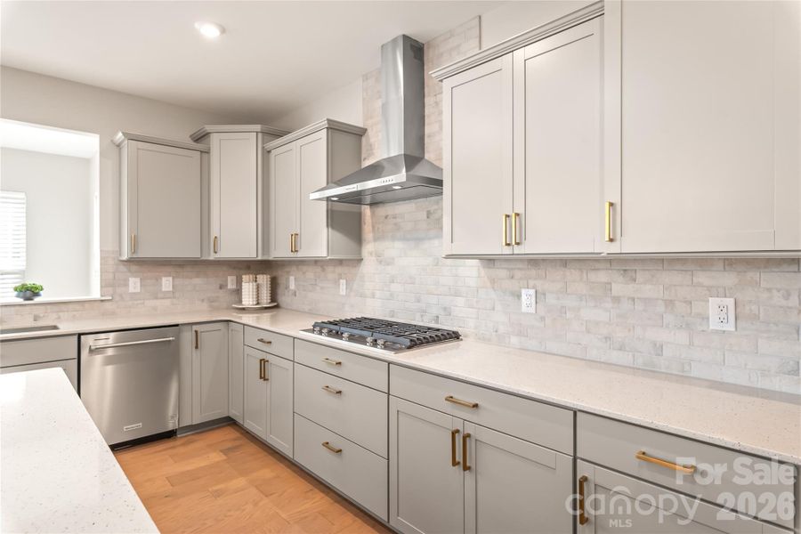 Just imagine the holiday meals you could make here with cherished guests. There's plenty of room for all