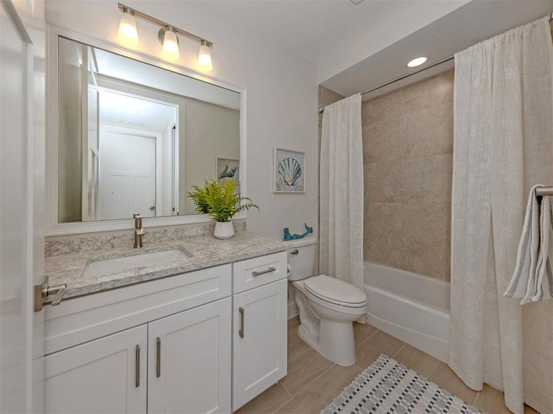 Furnished interior view inside a new home in , Venice (Image 14).