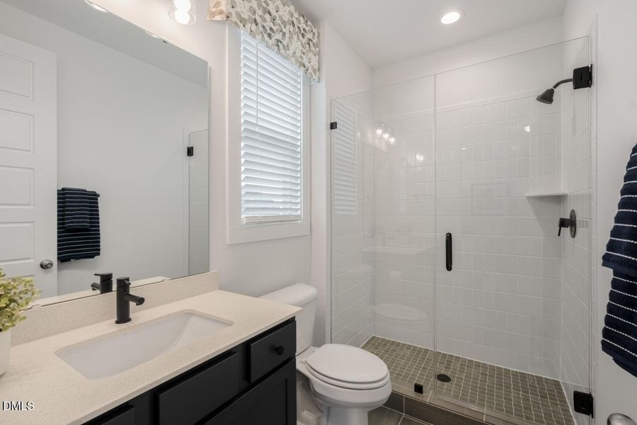 RDU_HighGroveOaks_Prescott_Model_Bath2 RDU_HighGroveOaks_Prescott_Model_Bath2