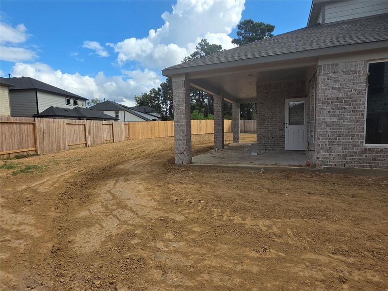 Exterior details and patio area of a home in Barton Creek Ranch, Conroe (Image 1). Exterior details and patio area of a home in Barton Creek Ranch, Conroe (Image 1).