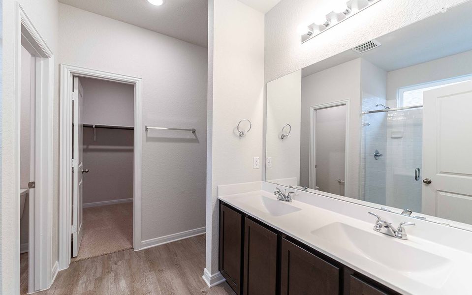 Furnished interior view inside a new home in Hickory Ridge, Elmendorf (Image 6). Furnished interior view inside a new home in Hickory Ridge, Elmendorf (Image 6).