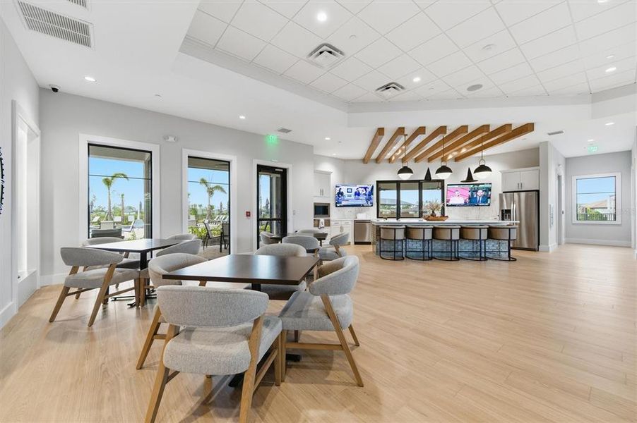 Community amenities in , North Port (Image 35).