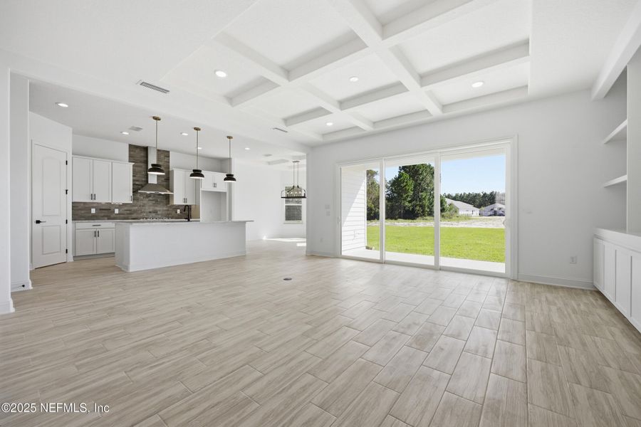 Spacious, unfurnished interior of a new home in Silver Landing At Silverleaf, St. Augustine (Image 16).