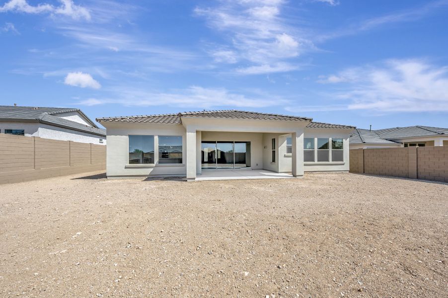Exterior details and patio area of a home in Canyon Views – 70’ Sunrise Series, Litchfield Park (Image 3).