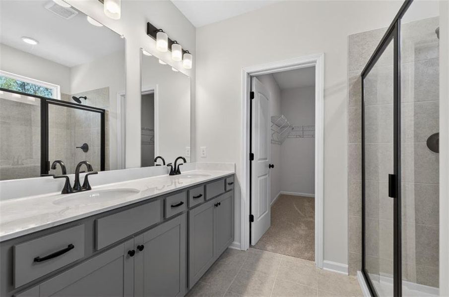 Furnished interior view inside a new home in Evergreen at Lakeside, Temple (Image 10).