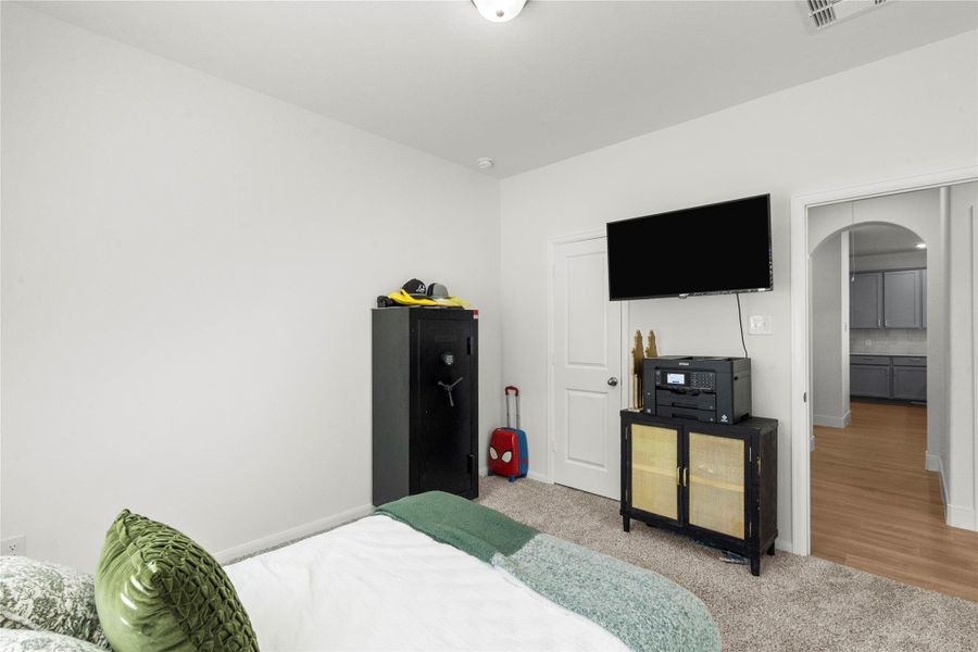 Furnished interior view inside a new home in , Santa Fe (Image 18). Furnished interior view inside a new home in , Santa Fe (Image 18).