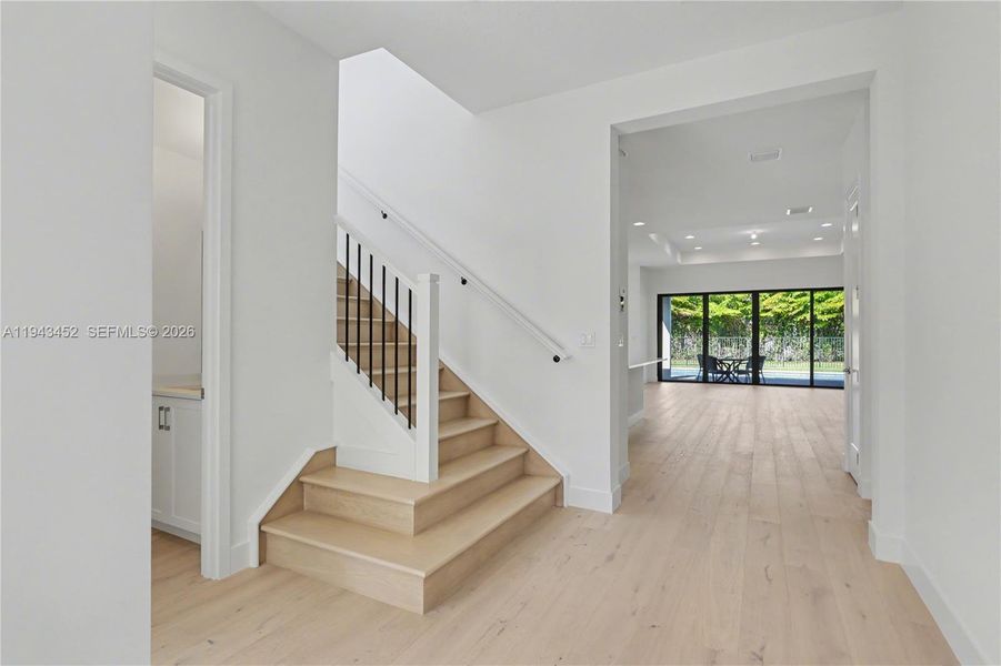 Spacious, unfurnished interior of a new home in Lotus Edge, Boca Raton (Image 19).