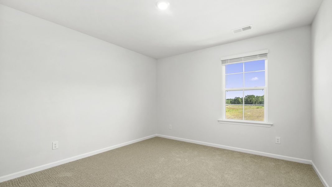 Spacious, unfurnished interior of a new home in Forest Creek, Winston-Salem (Image 16).