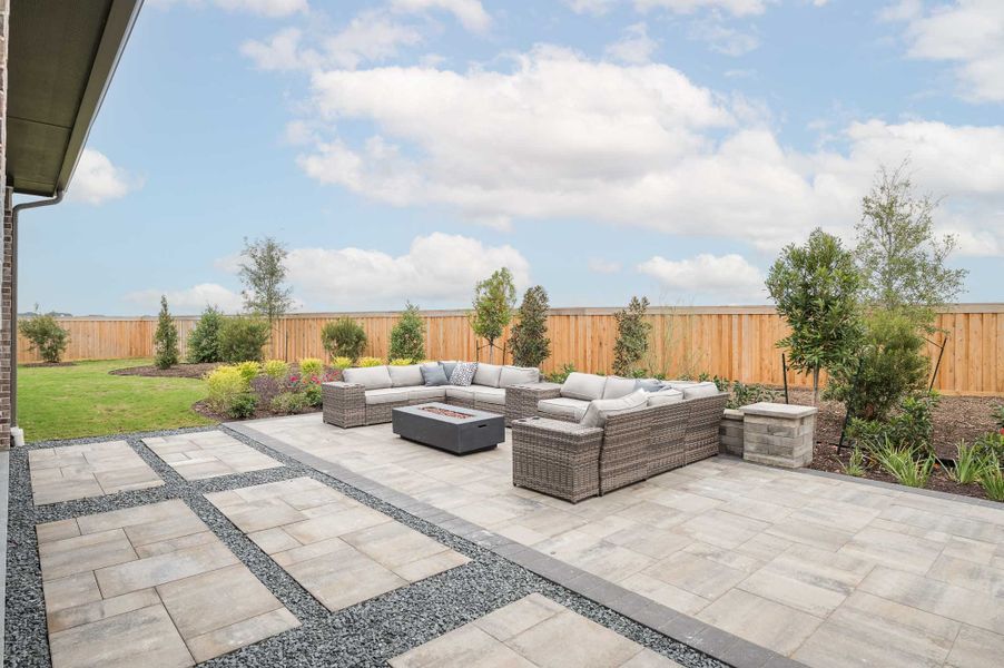 Representative exterior details of a home built from the Milan by Tri Pointe Homes in Dunham Pointe, Cypress (Image 30).