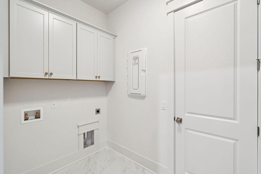 Spacious, unfurnished interior of a new home in , Awendaw (Image 69).