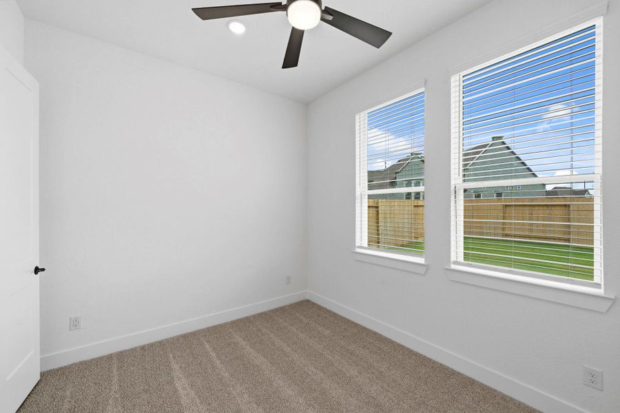 Spacious, unfurnished interior of a new home in Briarley, Montgomery (Image 33).
