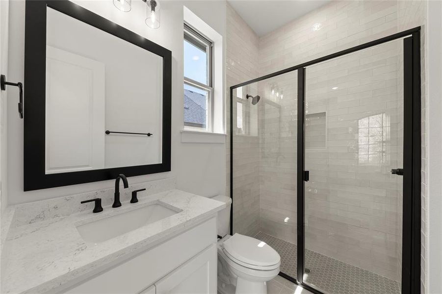 Furnished interior view inside a new home in Windsong Ranch – 61′, Prosper (Image 35). Furnished interior view inside a new home in Windsong Ranch – 61′, Prosper (Image 35).