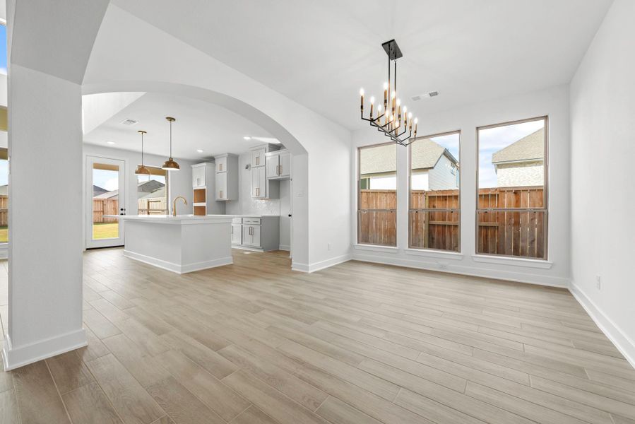 Representative image. Features, specifications, selections and colors may vary. Representative image. Features, specifications, selections and colors may vary.