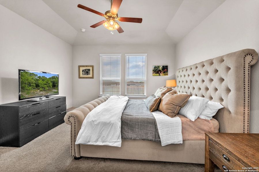 Furnished interior view inside a new home in Saddle Creek Ranch, Cibolo (Image 12). Furnished interior view inside a new home in Saddle Creek Ranch, Cibolo (Image 12).