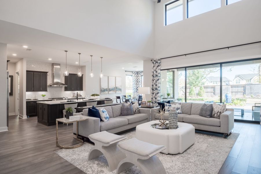 Representative furnished interior of a home built from the Verona by Tri Pointe Homes in Sienna 80′, Missouri City (Image 9).