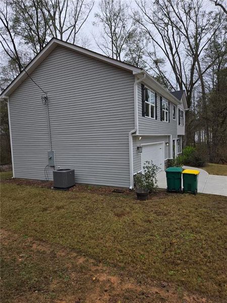 Exterior details and patio area of a home in , Jefferson (Image 3).