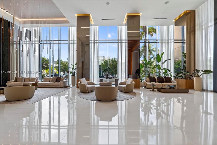 Community amenities in , Hallandale Beach (Image 26).