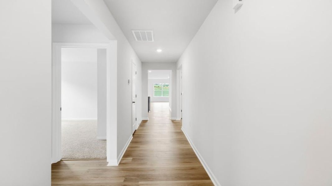 Spacious, unfurnished interior of a new home in Lakestone, Woodruff (Image 14).