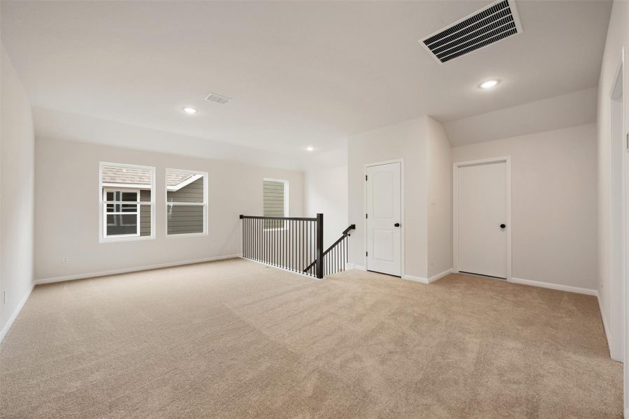 Spacious, unfurnished interior of a new home in Patterson Ranch, Georgetown (Image 22).