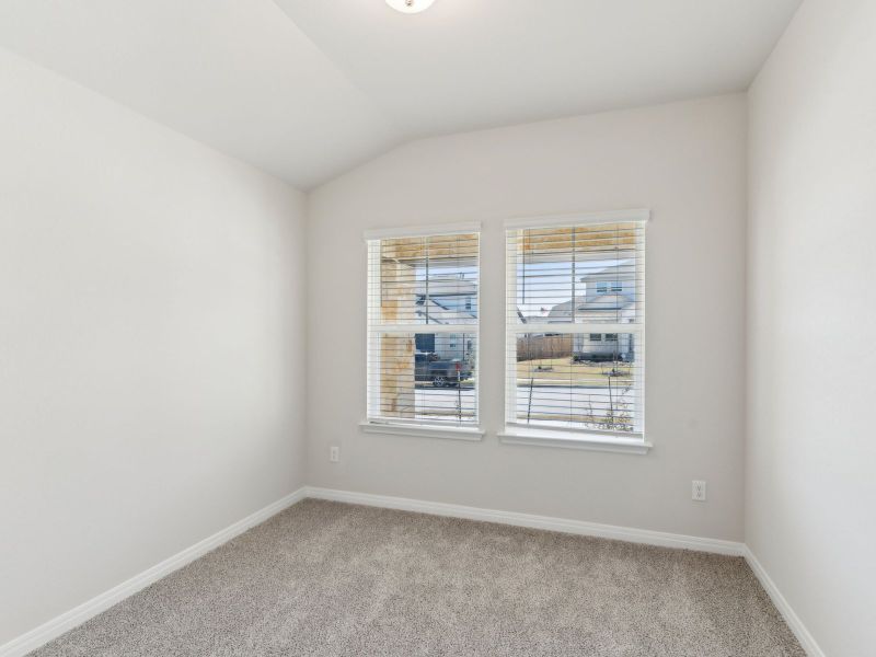 Spacious, unfurnished interior of a new home in Turner's Crossing - Reserve Collection, Buda (Image 10).