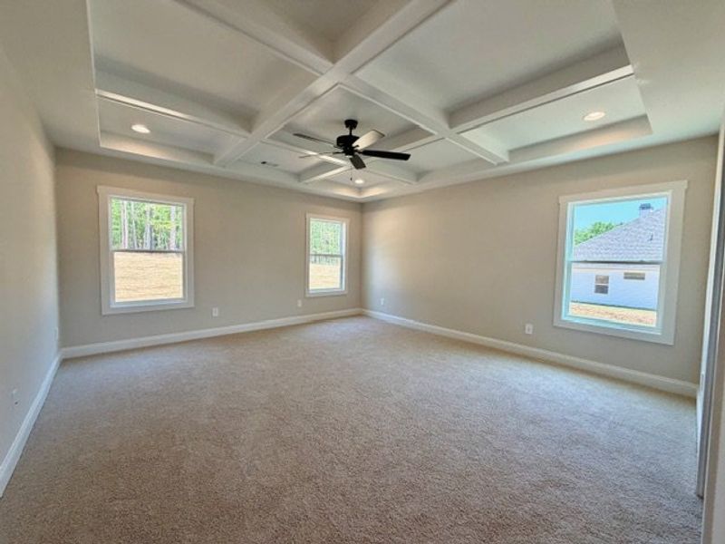 Spacious, unfurnished interior of a new home in Lakefield, Palmetto (Image 15).