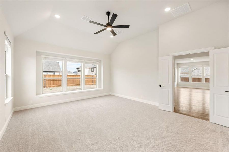 Spacious, unfurnished interior of a new home in Rockwood, Mansfield (Image 34).