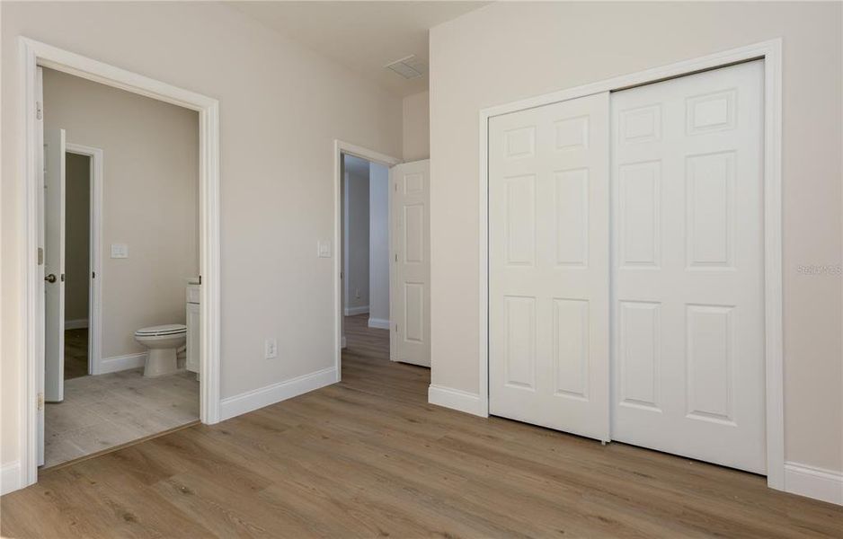 Spacious, unfurnished interior of a new home in , Debary (Image 34). Spacious, unfurnished interior of a new home in , Debary (Image 34).