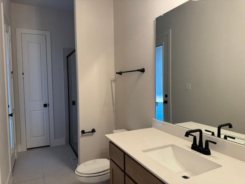 Furnished interior view inside a new home in Rocky Top, Krum (Image 6).