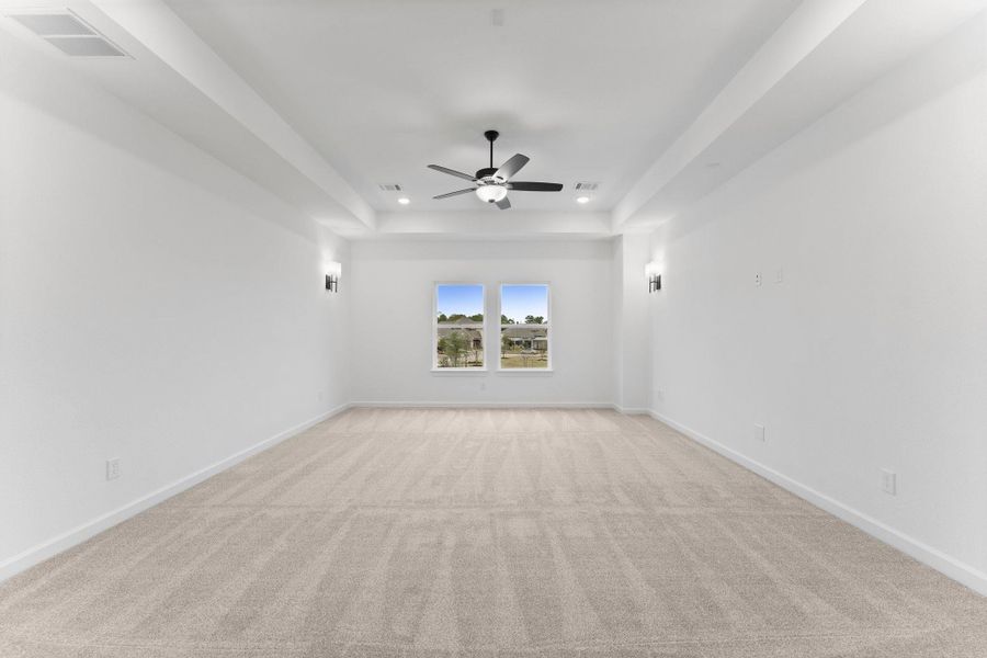 Spacious, unfurnished interior of a new home in , Spring (Image 19).