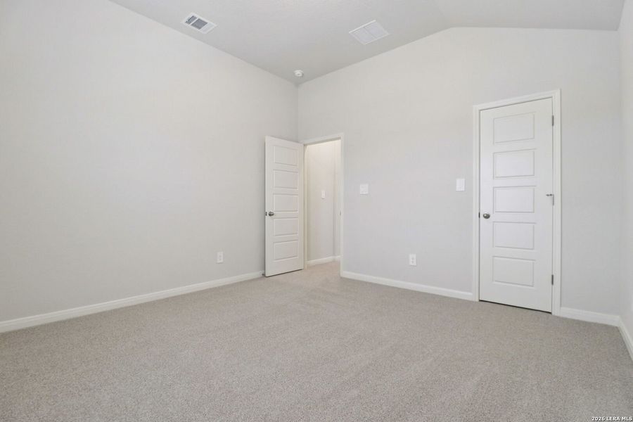 Spacious, unfurnished interior of a new home in Fox Falls, Boerne (Image 44). Spacious, unfurnished interior of a new home in Fox Falls, Boerne (Image 44).