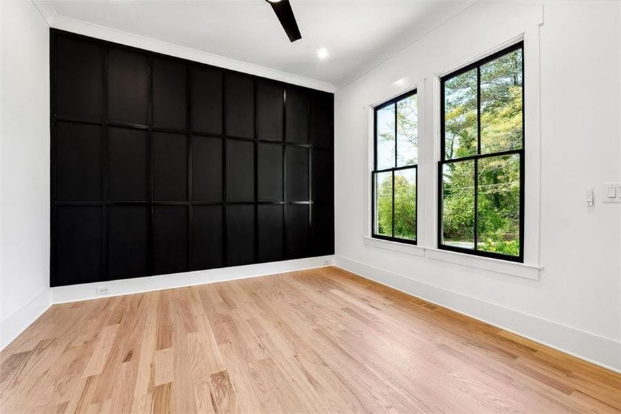 Spacious, unfurnished interior of a new home in , Atlanta (Image 18).
