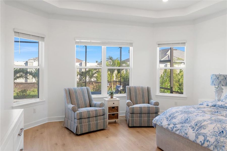 Furnished interior view inside a new home in , Bradenton (Image 14).