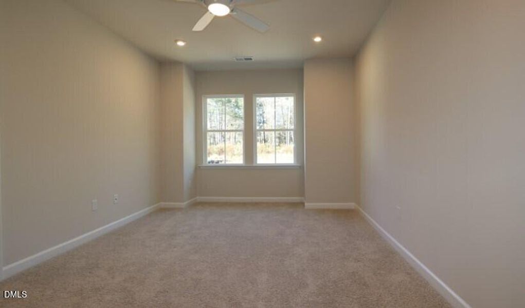 117 HV Mews bedroom2