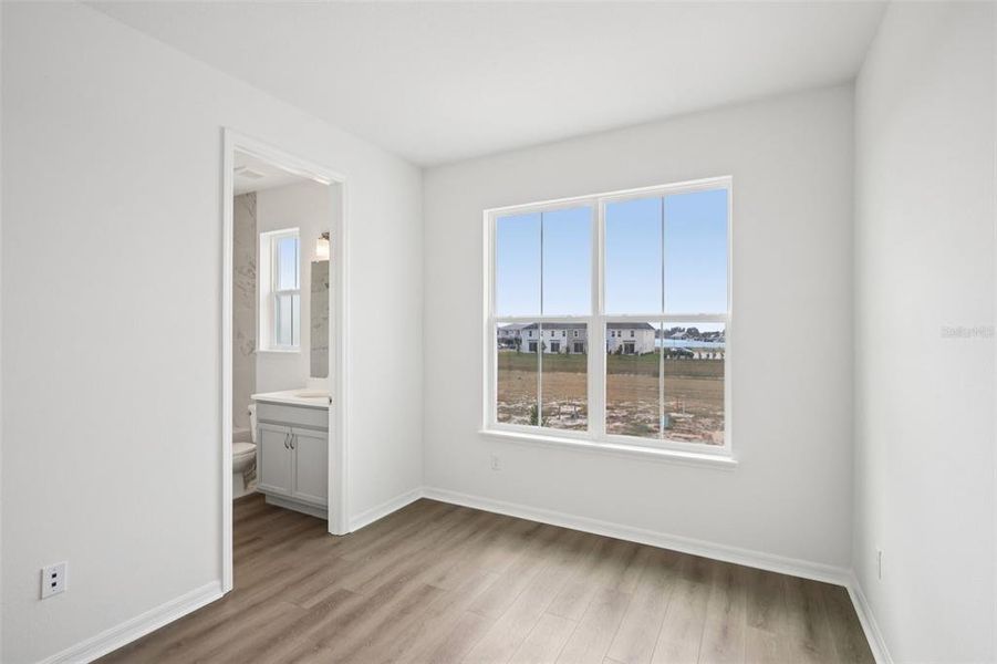 Spacious, unfurnished interior of a new home in , San Antonio (Image 17).