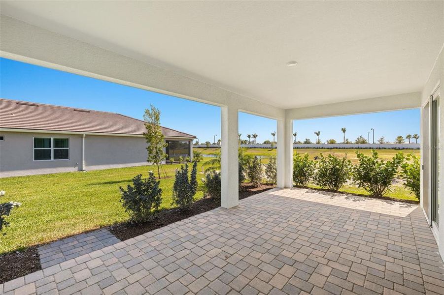 Exterior details and patio area of a home in Wellen Park, Venice (Image 2).