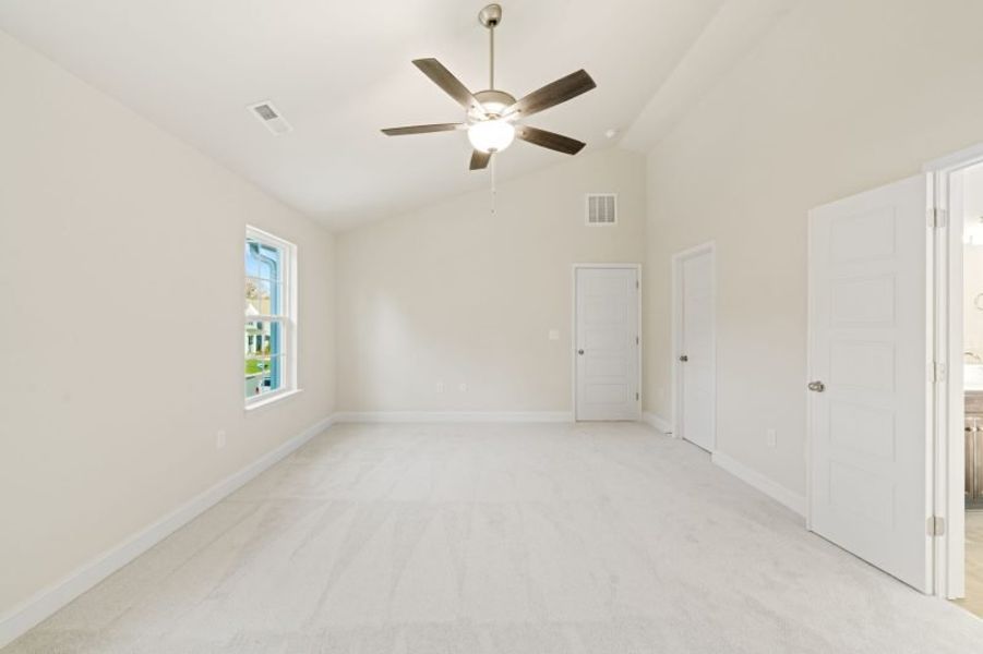 Spacious, unfurnished interior of a new home in Miller's Reserve, Winston-Salem (Image 37). Spacious, unfurnished interior of a new home in Miller's Reserve, Winston-Salem (Image 37).