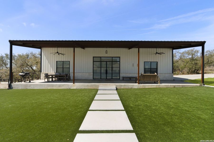 Exterior details and patio area of a home in , Bulverde (Image 18).
