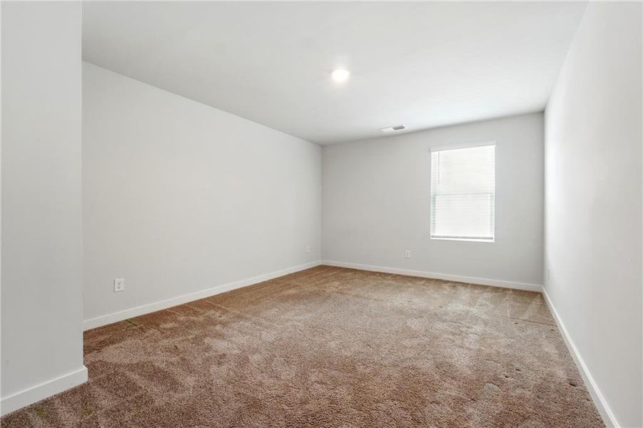 Spacious, unfurnished interior of a new home in Twin Oaks, Villa Rica (Image 21).