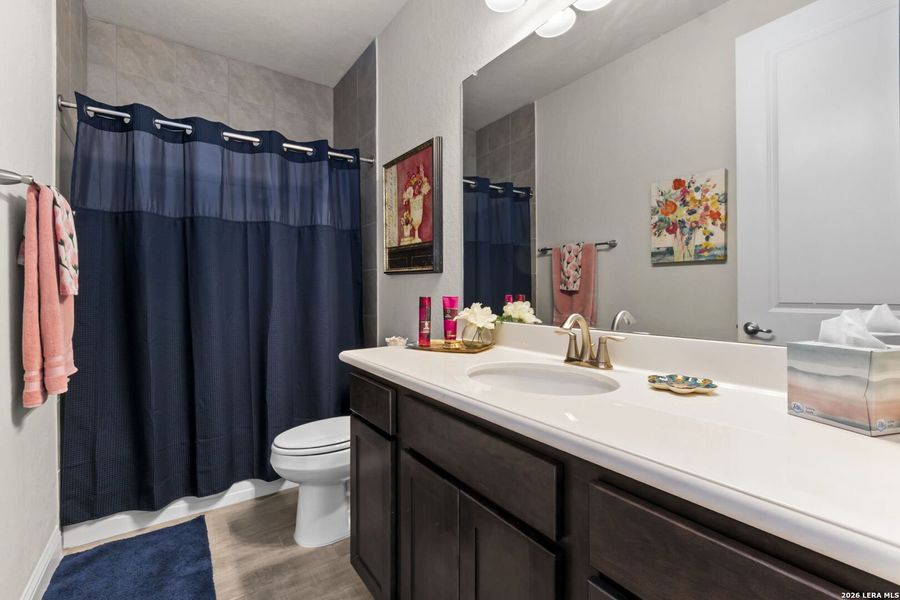 Furnished interior view inside a new home in Elkhorn Ridge, Boerne (Image 7).