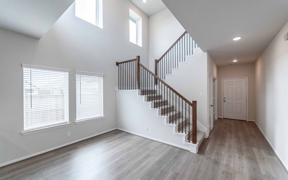Spacious, unfurnished interior of a new home in Cypress Green, Hockley (Image 10).