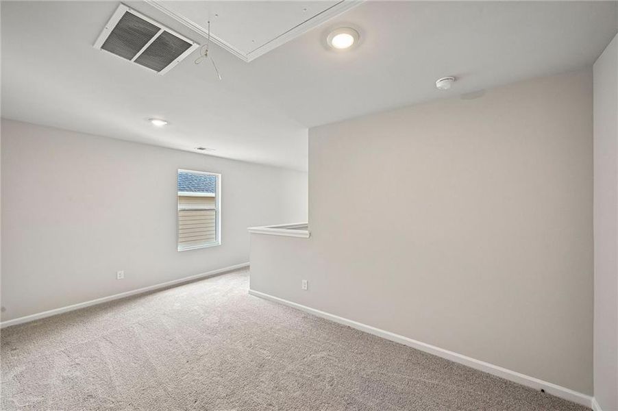 Spacious, unfurnished interior of a new home in Neely Farm, Covington (Image 26).