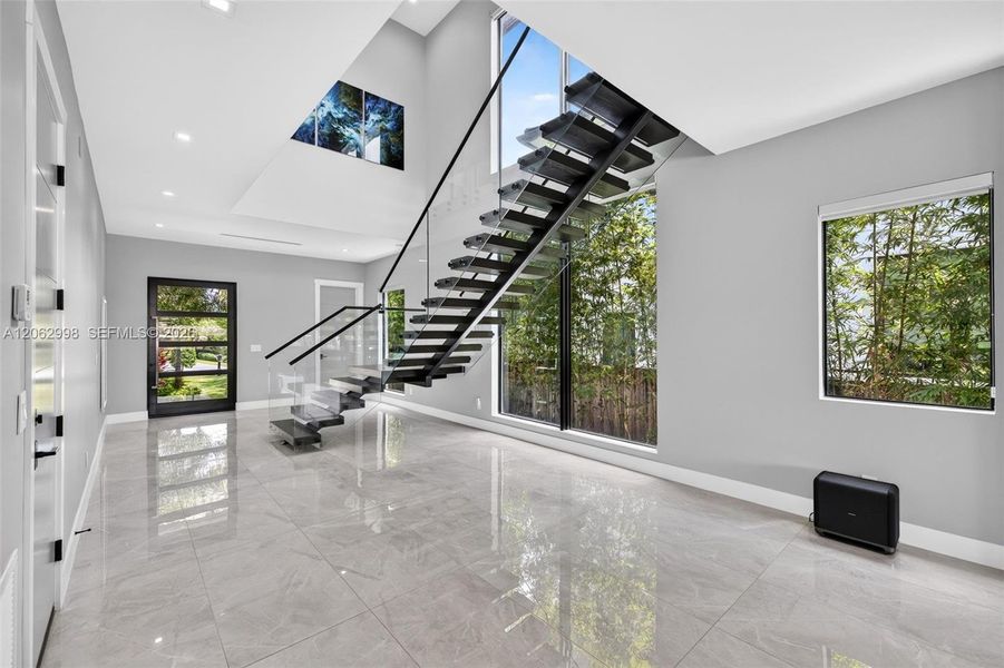 Image 167 of a home in .